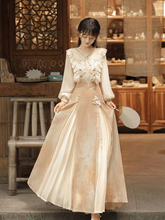 Load image into Gallery viewer, Chinese Style Song Dynasty Design Orange Hanfu 丨 宋制秋意晚【3-Piece Set RF8829】