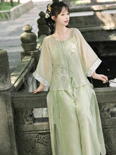 Load image into Gallery viewer, Containing dew lily Green Hanfu 丨 含露百合【3-Piece Set RF9211】