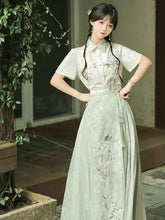 Load image into Gallery viewer, Green embroidered Hanfu 丨 寻夏【2-Piece Set RF9208】