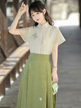 Load image into Gallery viewer, Overflowing Spring Charm: Green Hanfu 丨 衔花令【2-Piece Set RF9194】