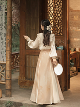 Load image into Gallery viewer, Chinese Style Song Dynasty Design Orange Hanfu 丨 宋制秋意晚【3-Piece Set RF8829】