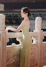 Load image into Gallery viewer, Muchenzulv Cheongsam Green Qipao 丨 暮晨竹绿【YG2353】