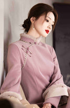 Load image into Gallery viewer, Suyafenli Cheongsam Pink Qipao 丨 素雅粉莉【YG2521】