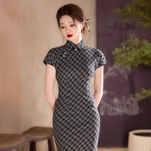 Load image into Gallery viewer, Improved Chinese-style qipao showcases traditional Chinese clothing【YG2506】