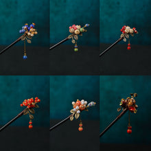 Load image into Gallery viewer, Stamen | Ebony hairpin (花蕊)FZ331