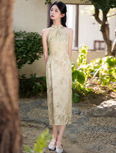 Load image into Gallery viewer, Zhuguangbaoqi Cheongsam Golden Qipao 丨 珠光宝器【YG2464】