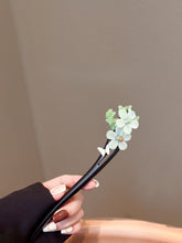 Load image into Gallery viewer, Pearl Jade Flower | Ebony hairpin(珠玉花朵)FX0920