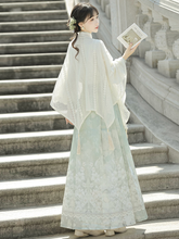 Load image into Gallery viewer, Modern design green and gentle Chinese Hanfu 丨 汉朝与诗章【3-Piece Set RF8923】
