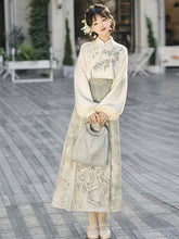 Load image into Gallery viewer, Lixiang Yin off white Hanfu 丨 梨香引【2-Piece Set RF9455】

