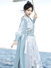Load image into Gallery viewer, Ancient female hero, sky blue Chinese Hanfu 丨 明制 碧波蓝海【2-Piece Set RF9340】
