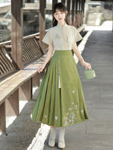 Load image into Gallery viewer, Overflowing Spring Charm: Green Hanfu 丨 衔花令【2-Piece Set RF9194】
