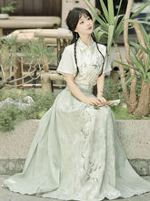 Load image into Gallery viewer, Green embroidered Hanfu 丨 寻夏【2-Piece Set RF9208】
