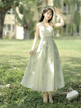Load image into Gallery viewer, Green modern design Hanfu improved suspender dress 丨 汉朝青提诗【2-Piece Set RF9069】
