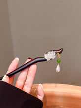 Load image into Gallery viewer, Double sided lotus flower  |  Ebony hairpin （双面莲花）FX0919
