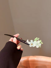 Load image into Gallery viewer, Pearl Jade Flower  |  Ebony hairpin（珠玉花朵）FX0920
