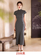 Load image into Gallery viewer, Improved Chinese-style qipao showcases traditional Chinese clothing【YG2506】

