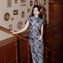 Load image into Gallery viewer, The new Chinese-style qipao showcases the beauty of traditional Chinese clothing.【YG2581】
