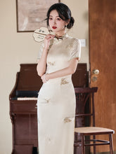 Load image into Gallery viewer, Sky-blue embroidered cheongsam with elegant Chinese style【YG2545】
