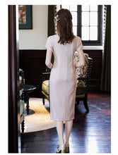 Load image into Gallery viewer, Classic design qipao dress - pink side-cut cheongsam | Flowers on the Rainbow【YG2824】
