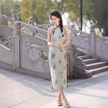 Load image into Gallery viewer, Yidiezhenmeng Cheongsam Green Blue Qipao 丨 伊蝶枕梦【YG2384】
