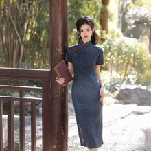 Load image into Gallery viewer, Loulanzanglan Cheongsam Blue Qipao 丨 楼兰藏蓝【YG2346】
