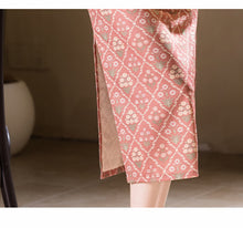 Load image into Gallery viewer, Graceful Chinese Style: Modified Cheongsam【YG2640】
