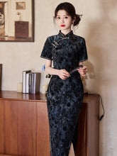 Load image into Gallery viewer, Oriental Black Charm: Retro and Trendy Cheongsam Dress 【YG2539】
