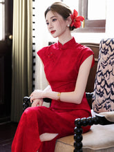 Load image into Gallery viewer, Sexy and elegant cheongsam dress - red stand-collar cheongsam | Flowers on the Rainbow【YG2828】
