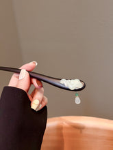 Load image into Gallery viewer, Ru Yi  |  Ebony hairpin（如意）FX0929
