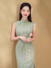 Load image into Gallery viewer, Chinese-style ancient-style qipao dress - green sleeveless cheongsam | Flowers on the Rainbow【YG2812】
