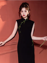 Load image into Gallery viewer, New Chinese Style Qipao Dress - Black Sleeveless Cheongsam 丨 Flowers on the Rainbow【YG2735】
